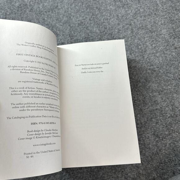 Fifty Shades of Grey Box set Of (3) Paperback First Edition (2012) Very Good - Picture 14 of 14